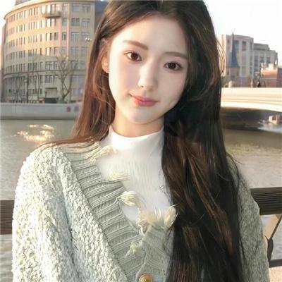女人是英雄